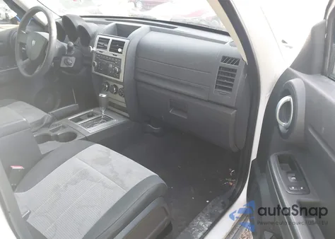 2008 Dodge Nitro Sxt из США, поврежденный, VIN 1D8GU28K38W219386